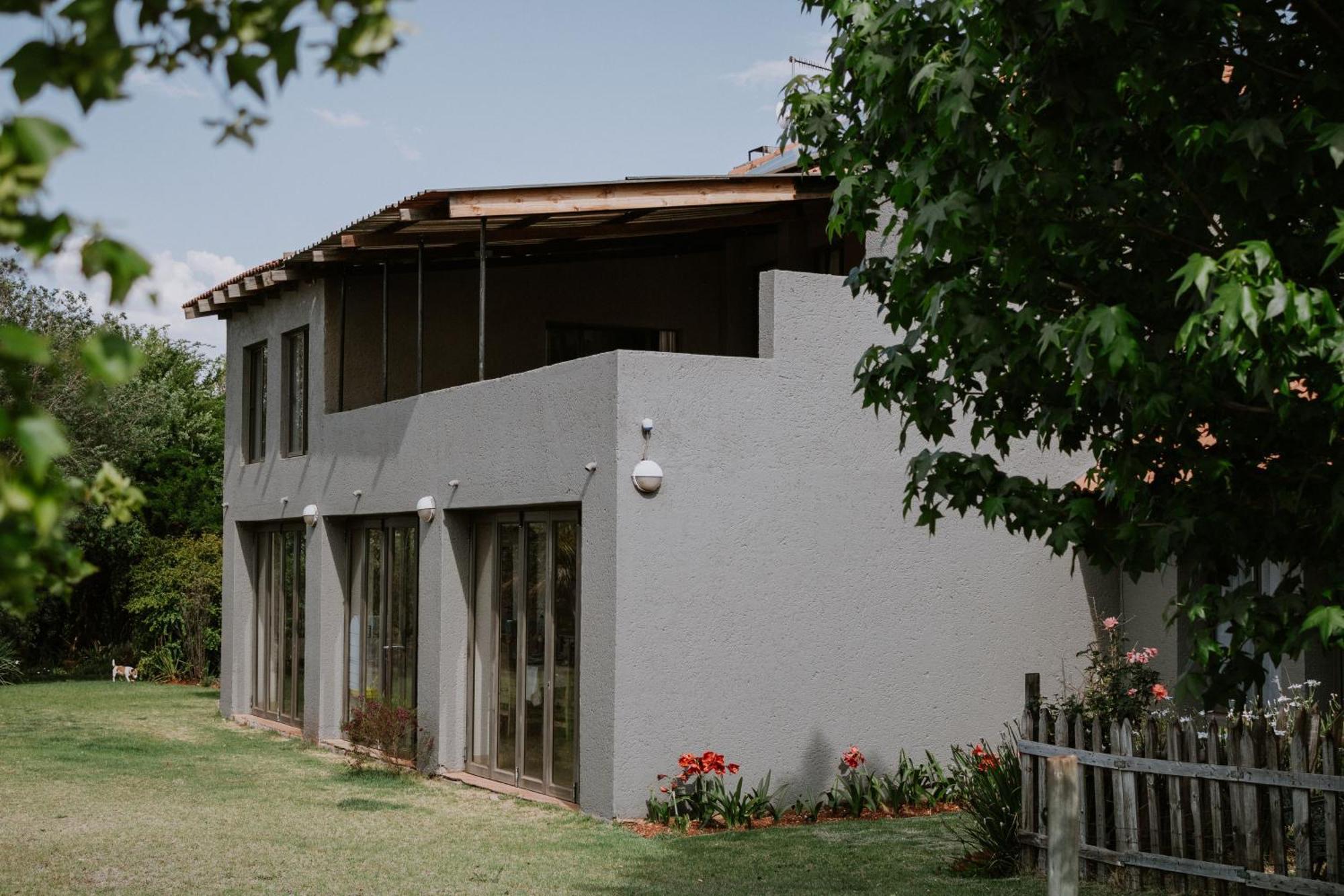 White Linen Guesthouse Tierpoort Luaran gambar