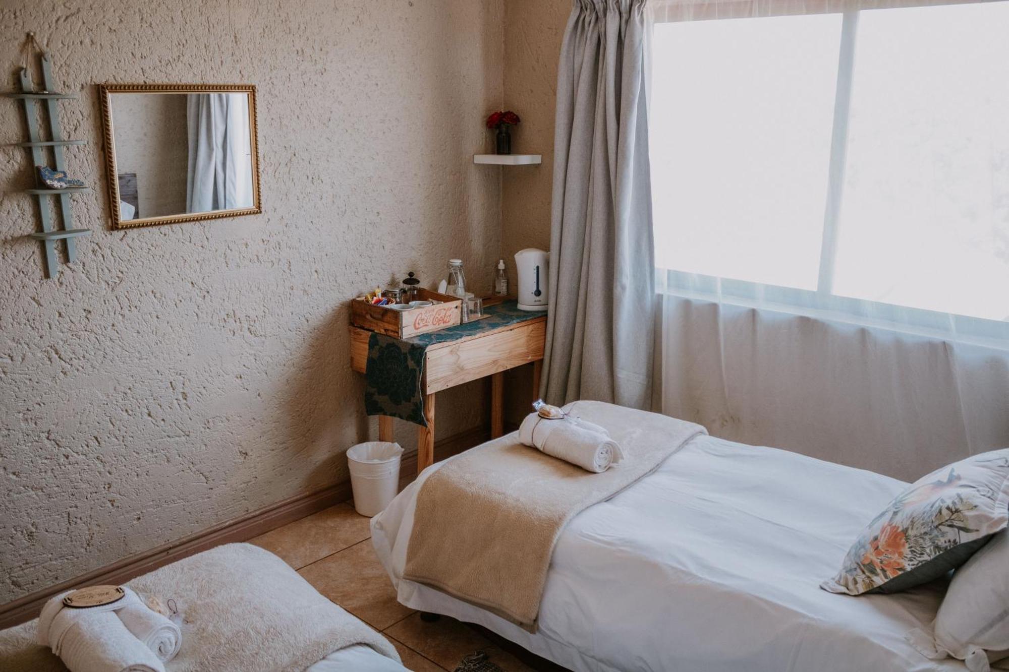 White Linen Guesthouse Tierpoort Luaran gambar